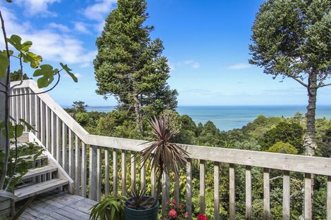 Photo of property in 47 Takahe Road, Titirangi, Auckland, 0604