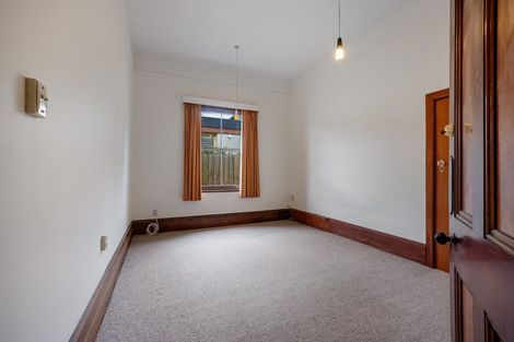 Photo of property in 21 Exeter Street, Lyttelton, 8082