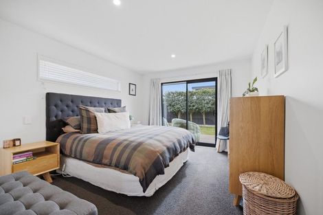 Photo of property in 28 Karere Avenue, Marshland, Christchurch, 8083