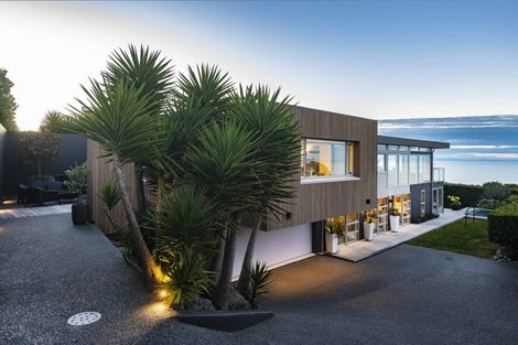 Photo of property in 143 Richmond Hill Road, Richmond Hill, Christchurch, 8081