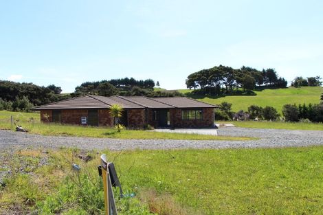 Photo of property in 138 Stratford Drive, Cable Bay, 0420