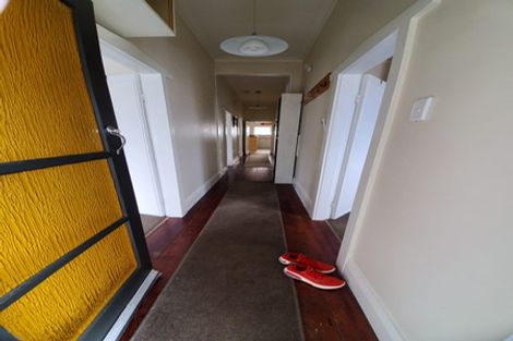 Photo of property in 18 Somerset Avenue, Newtown, Wellington, 6021
