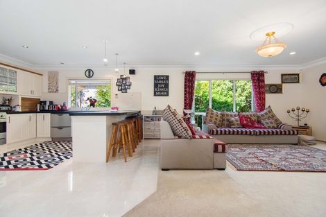 Photo of property in 17 Azure Place, Huntington, Hamilton, 3210