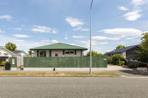 Photo of property in 1/15 Chipping Lane, Redwood, Christchurch, 8051