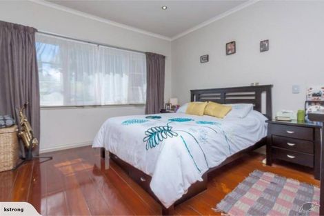 Photo of property in 216 Rangatira Road, Beach Haven, Auckland, 0626