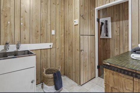 Photo of property in 966 Beach Road, Torbay, Auckland, 0630