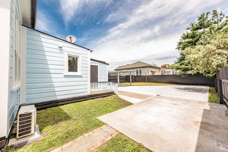 Photo of property in 65 Carlton Avenue, Gonville, Wanganui, 4501