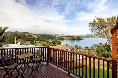 Photo of property in 13 Point Street, Raglan, 3225