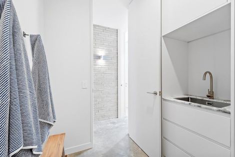 Photo of property in 7 Kewini Grove, Matakana, 0985