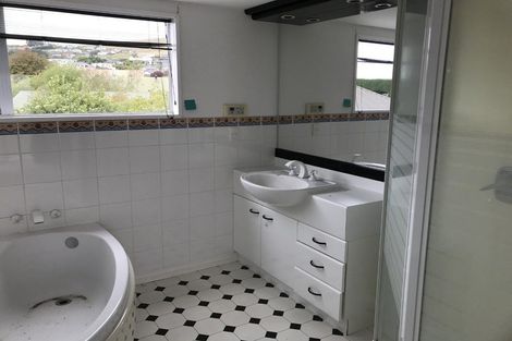 Photo of property in 218 Major Hornbrook Road, Mount Pleasant, Christchurch, 8081