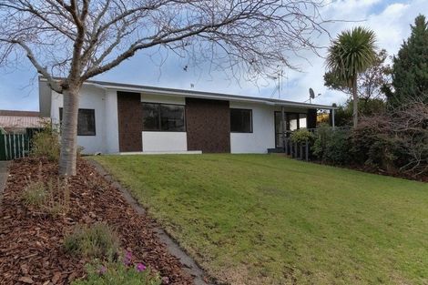 Photo of property in 25 Aiken Road, Saint Johns Hill, Whanganui, 4501