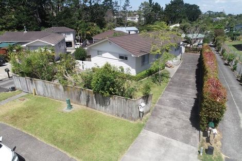 Photo of property in 18 Regency Place, Sunnynook, Auckland, 0632