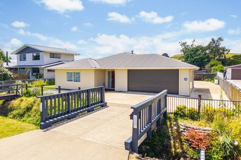 Photo of property in 3 Huxley Street, Pahiatua, 4910