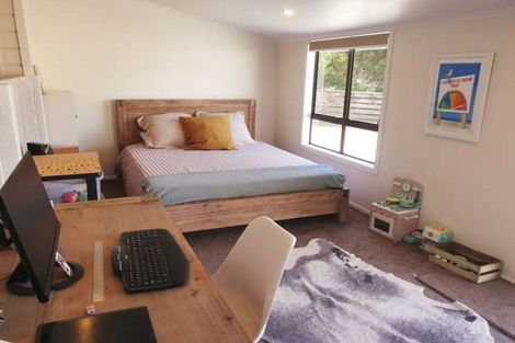 Photo of property in 2/205 Lake Road, Belmont, Auckland, 0622