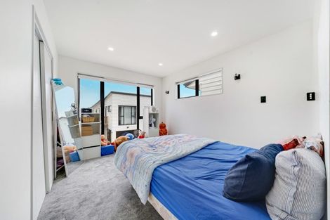 Photo of property in 15 Te Kaapia Road, Papakura, 2110