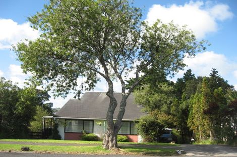 Photo of property in 110 Ennis Avenue, Pakuranga Heights, Auckland, 2010