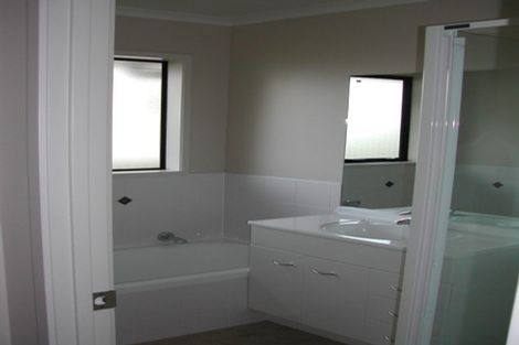 Photo of property in 60 Thomas Road, Flat Bush, Auckland, 2019