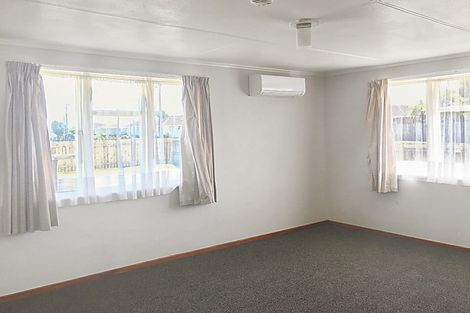 Photo of property in 87 Harper Street, Gonville, Whanganui, 4501