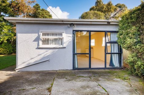 Photo of property in 90 Wood Street, Takaro, Palmerston North, 4410