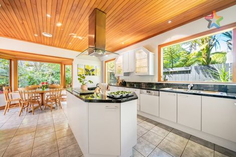 Photo of property in 5 Myrtle Street, Hutt Central, Lower Hutt, 5010