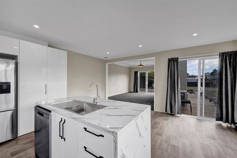 Photo of property in 58 Dixon Avenue, Hawera, 4610