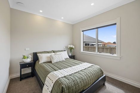 Photo of property in 107 Brooklands Road, Brooklands, New Plymouth, 4310