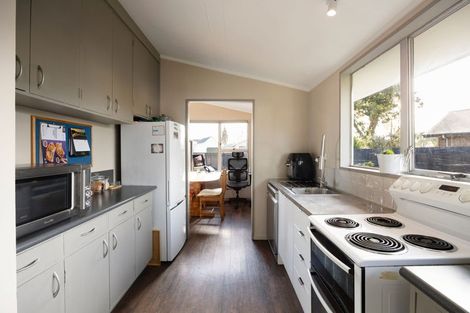 Photo of property in 14 Endeavour Avenue, Flagstaff, Hamilton, 3210