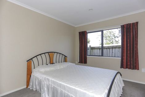 Photo of property in 24 Sarah Place, Papamoa Beach, Papamoa, 3118