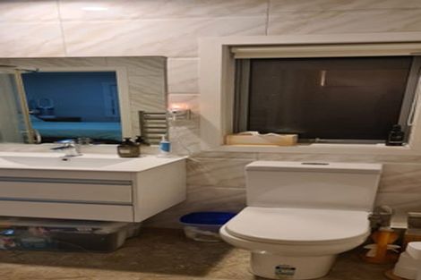 Photo of property in 57e Point View Drive, East Tamaki Heights, Auckland, 2016