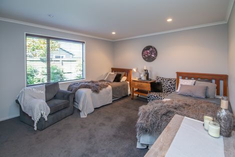 Photo of property in 11d Cameron Crescent, Rolleston, 7614