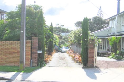 Photo of property in 77 Bay Street, Red Beach, 0932