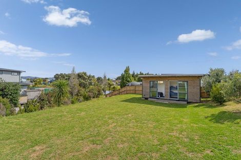 Photo of property in 24 Oliver Leighs Drive, Cooks Beach, 3591