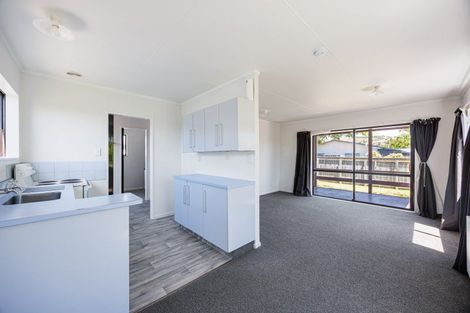 Photo of property in 10a Howard Road, Taradale, Napier, 4112