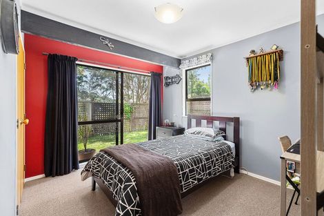 Photo of property in 32b Sailmaker Close, Whitby, Porirua, 5024