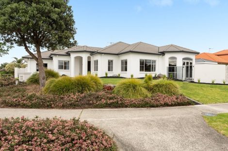 Photo of property in 1 Santa Cruz Drive, Papamoa Beach, Papamoa, 3118