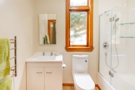 Photo of property in 247 College Street, West End, Palmerston North, 4412