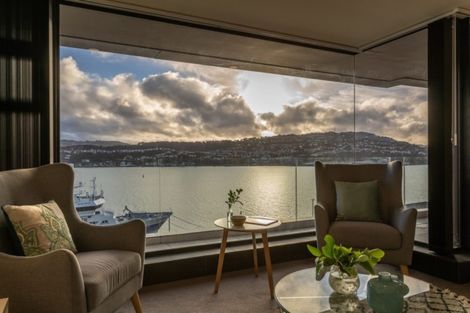 Photo of property in Shelley Bay Terraces, 5/61 Maupuia Road, Maupuia, Wellington, 6022