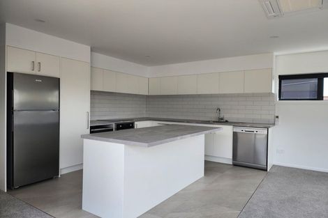 Photo of property in 140a Ngamotu Road, Spotswood, New Plymouth, 4310