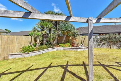 Photo of property in 172 Wattle Farm Road, Wattle Downs, Auckland, 2103
