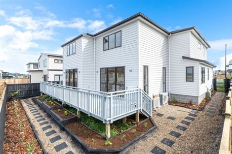Photo of property in 25 Craigs Way, Hobsonville, Auckland, 0616