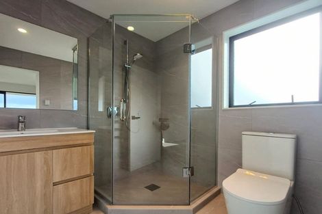 Photo of property in 1/2 Maxwelton Drive, Mairangi Bay, Auckland, 0630