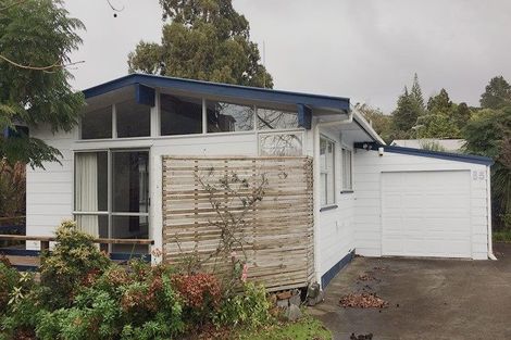 Photo of property in 85 Girrahween Drive, Totara Vale, Auckland, 0629