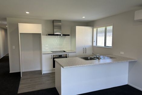 Photo of property in 12 Applegrove Crescent, Belfast, Christchurch, 8051