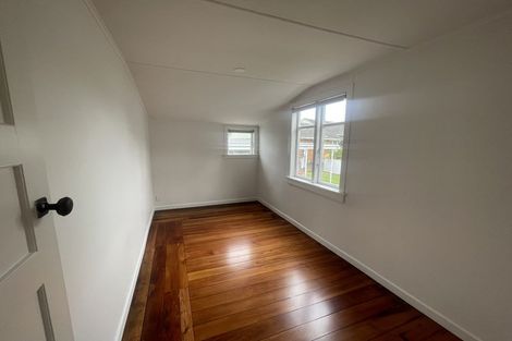 Photo of property in 1/31 Mount Albert Road, Mount Albert, Auckland, 1025