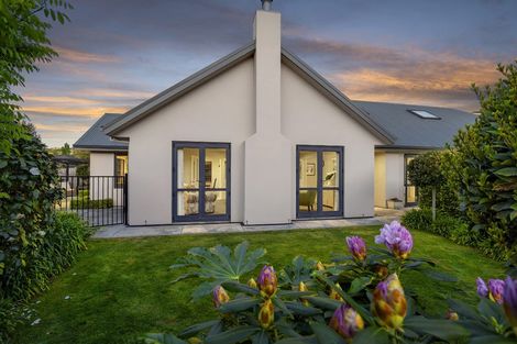 Photo of property in 9 Oakview Lane, Cashmere, Christchurch, 8022