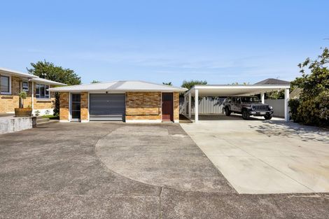 Photo of property in 93 Waihi Road, Hawera, 4610