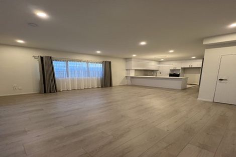 Photo of property in 2 Peara Lane, Karaka, Papakura, 2113