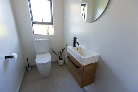 Photo of property in 58 Rotowhenua Road, Poraiti, Napier, 4182