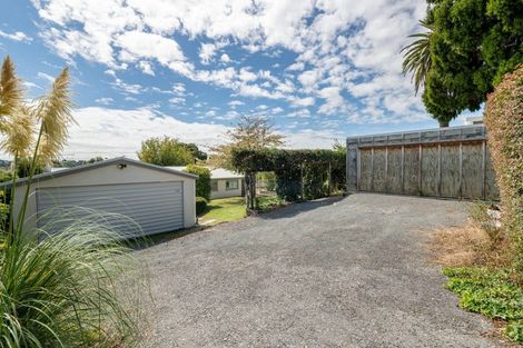 Photo of property in 220 Welcome Bay Road, Welcome Bay, Tauranga, 3112