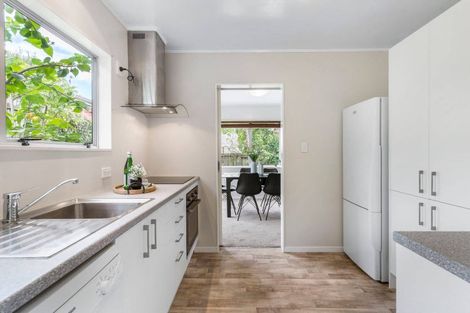 Photo of property in 54 Kohekohe Street, New Lynn, Auckland, 0600